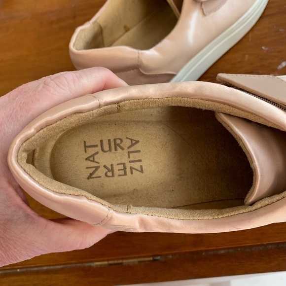 Naturalizer Charlie double strap slip on shoes sneakers - Picture 4 of 9